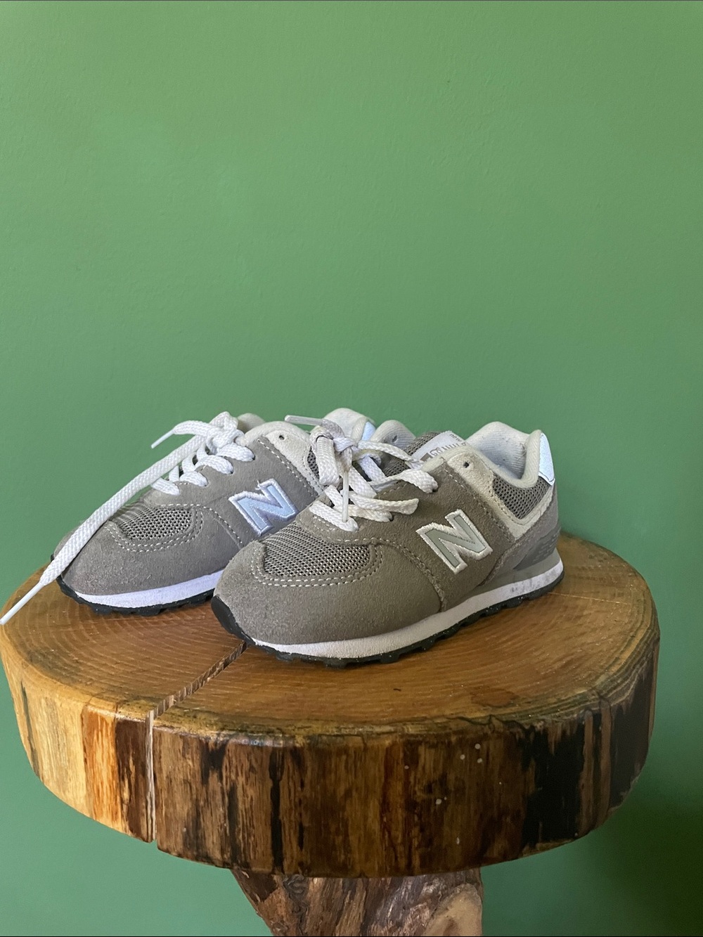 New Balance Kids Taupe and White Low-Top Sneakers
